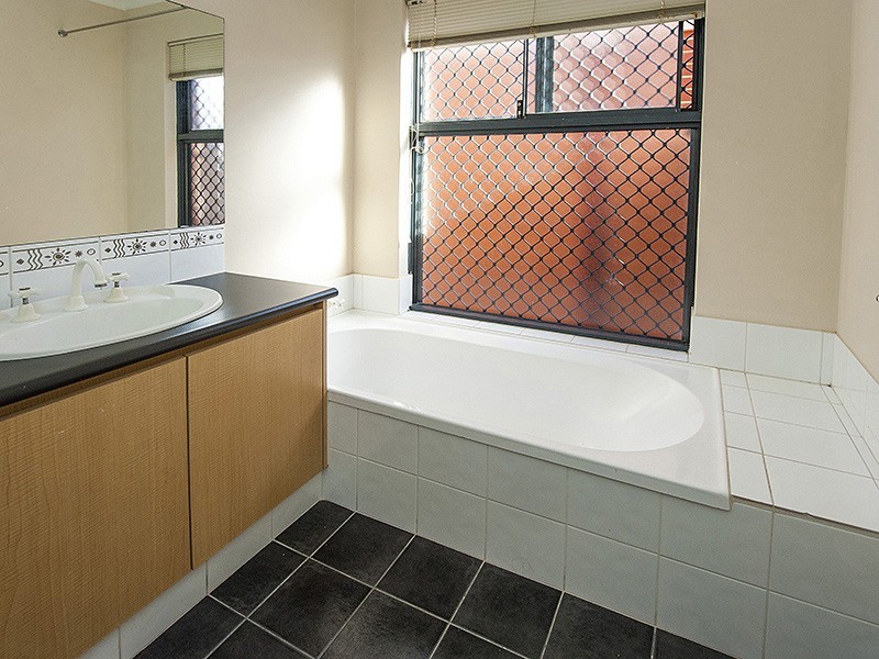 30B Jupiter Street, Carlisle WA 6101