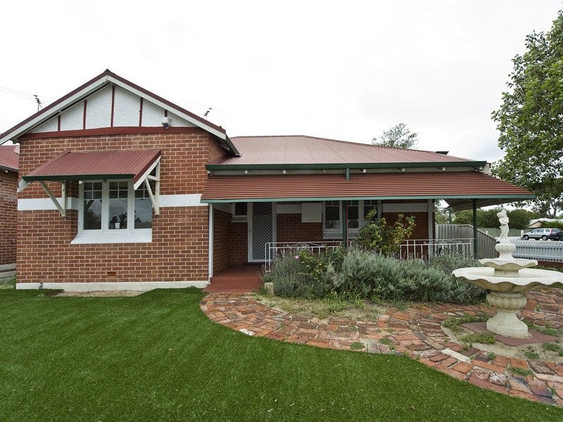 64 Kent Street, East Victoria Park WA 6101