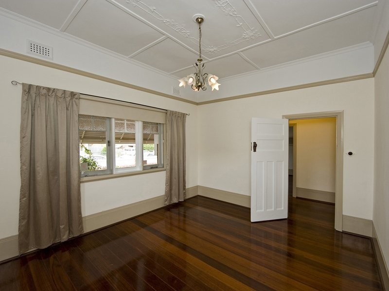 64 Kent Street, East Victoria Park WA 6101