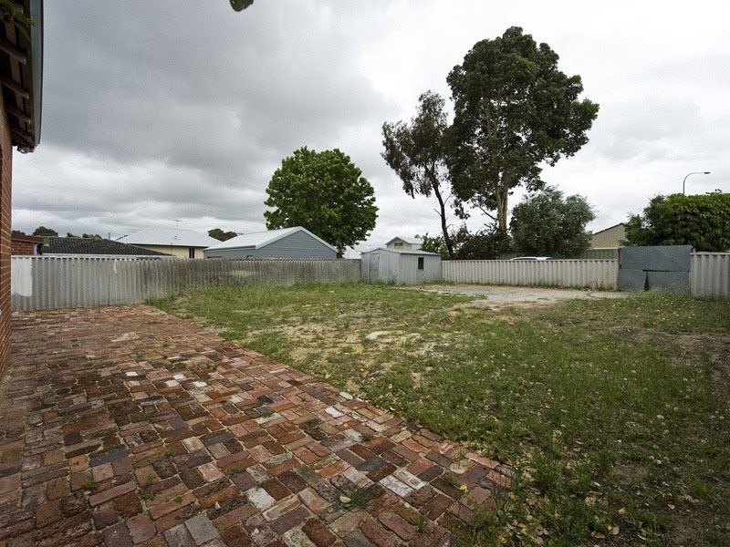 64 Kent Street, East Victoria Park WA 6101