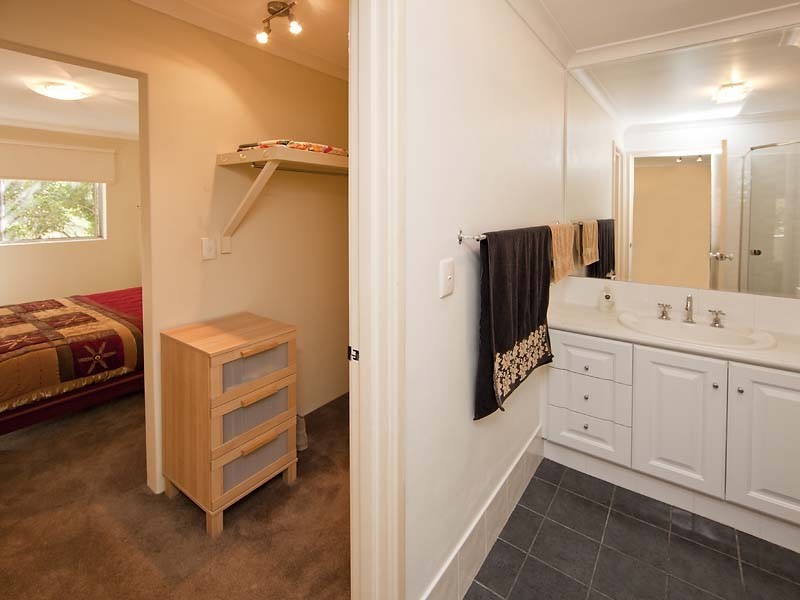 11/45 King George Street, Victoria Park WA 6100