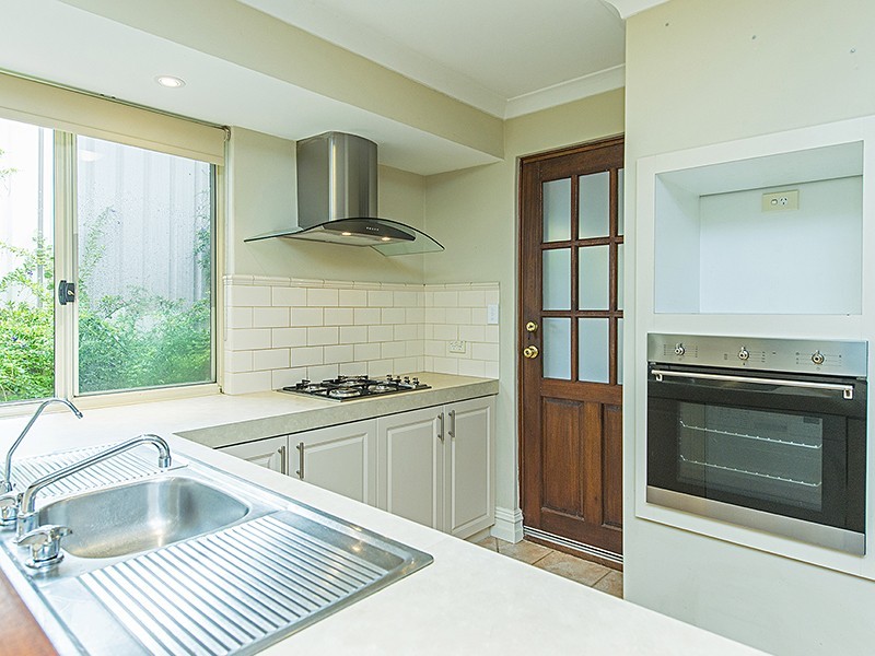 70 Rathay Street, Victoria Park WA 6100