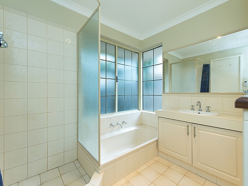 70 Rathay Street, Victoria Park WA 6100