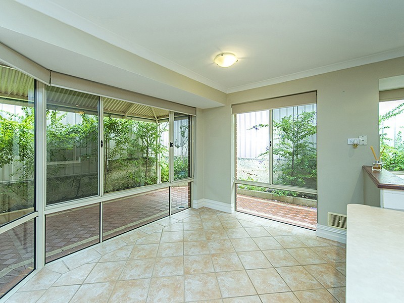 70 Rathay Street, Victoria Park WA 6100