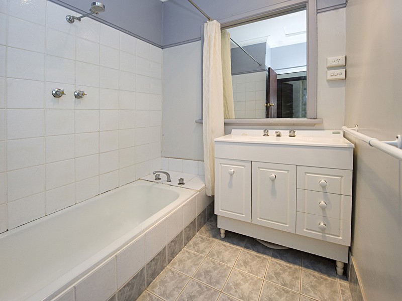 11 Whittlesford Street, East Victoria Park WA 6101