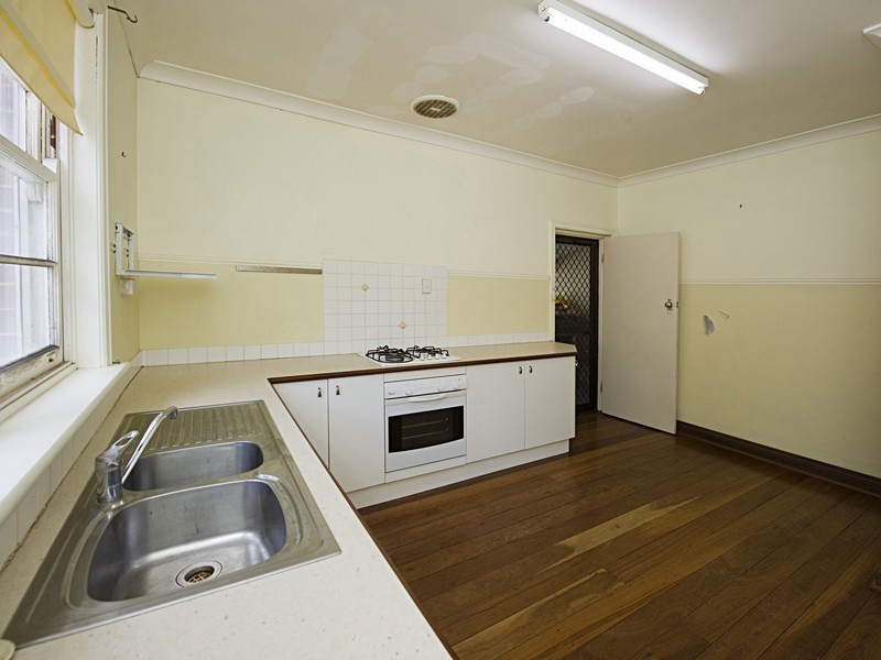 11 Whittlesford Street, East Victoria Park WA 6101