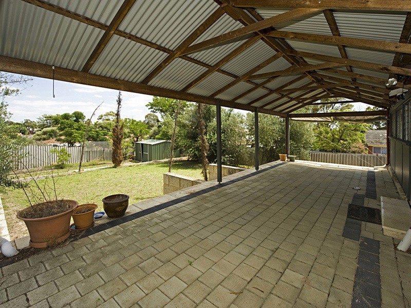 11 Whittlesford Street, East Victoria Park WA 6101