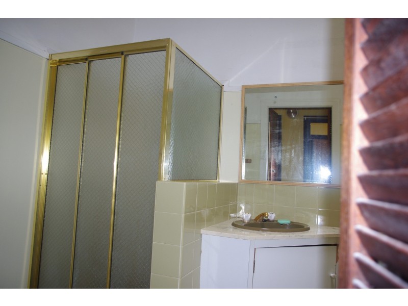 11 Wyndham Street, St James WA 6102