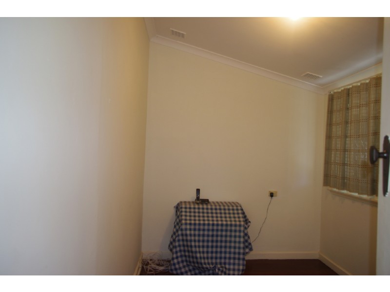 11 Wyndham Street, St James WA 6102