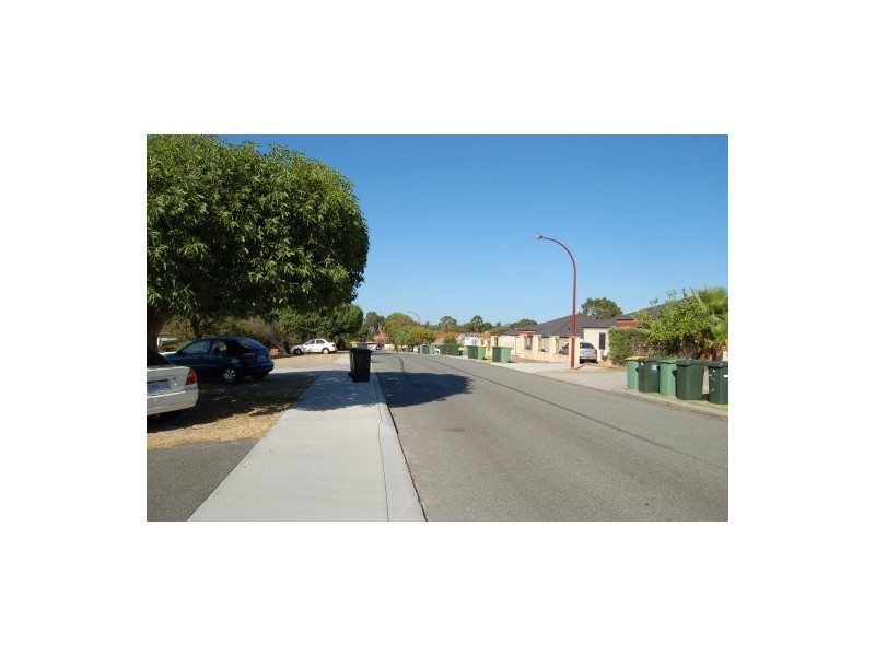 8 Duke St, Bentley WA 6102