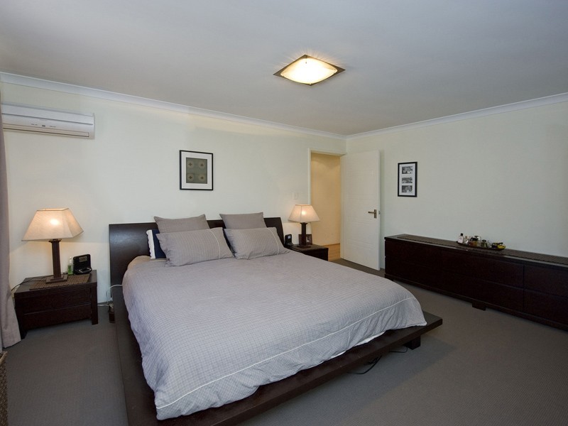 33A Wyndham Street, St James WA 6102