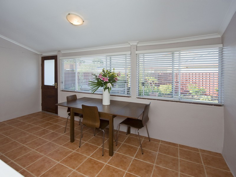 36 Jupiter Street, Carlisle WA 6101