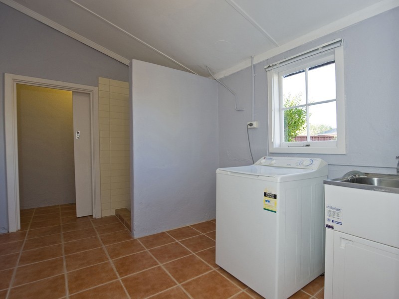 36 Jupiter Street, Carlisle WA 6101