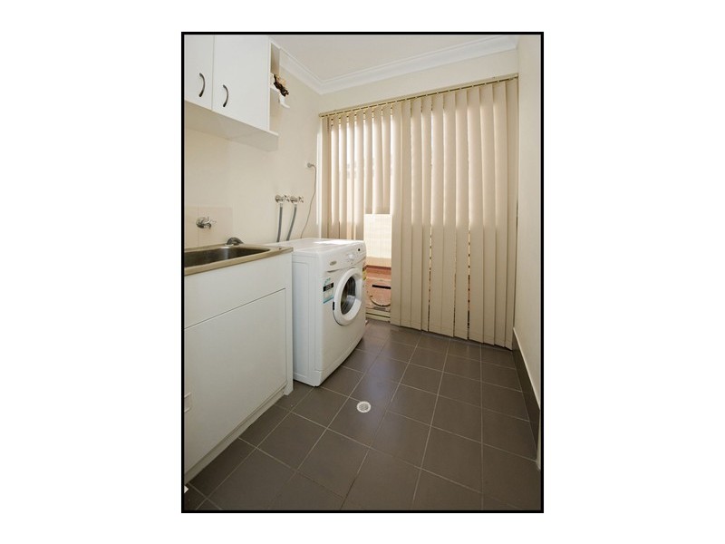 8/20 Ivanhoe Street, Bassendean WA 6054