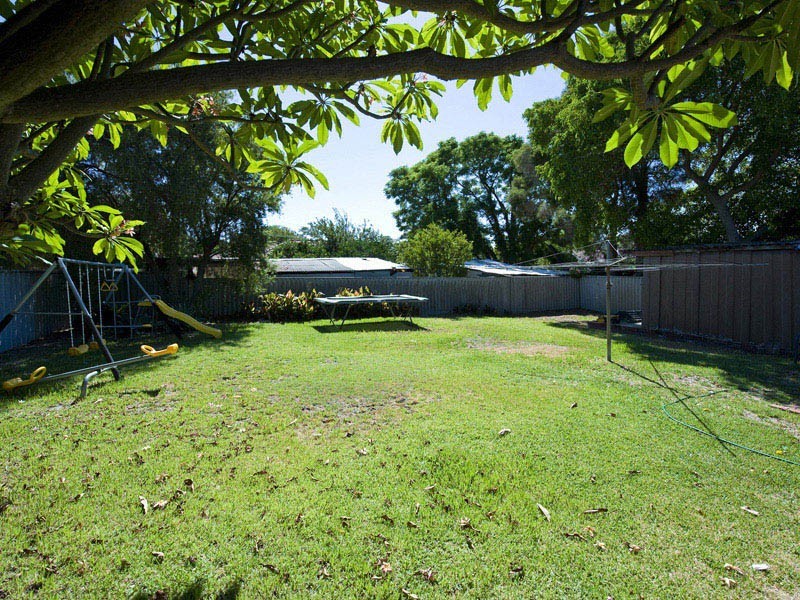 28 Clinton Avenue, St James WA 6102