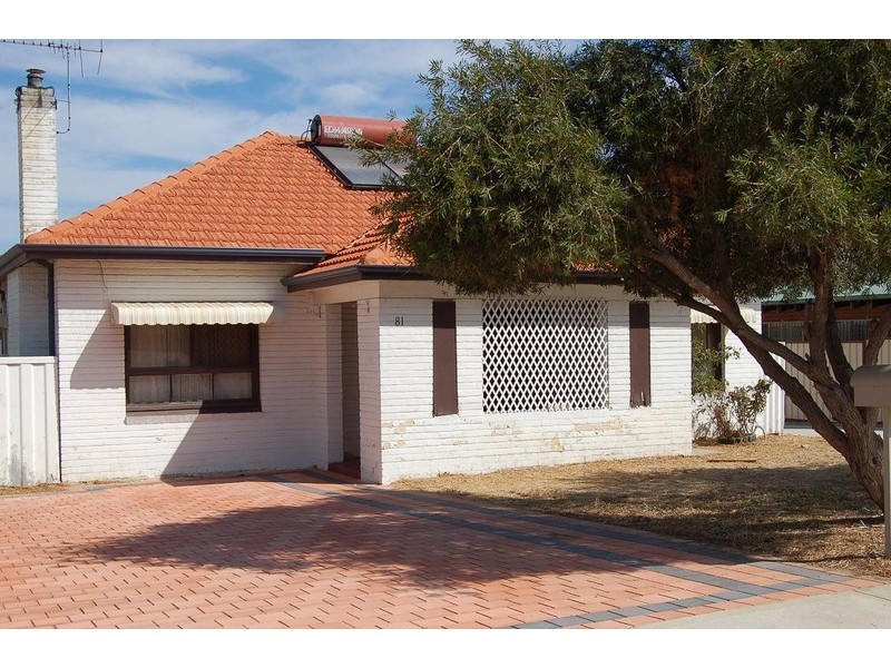 81 Hobbs Avenue, Como WA 6152