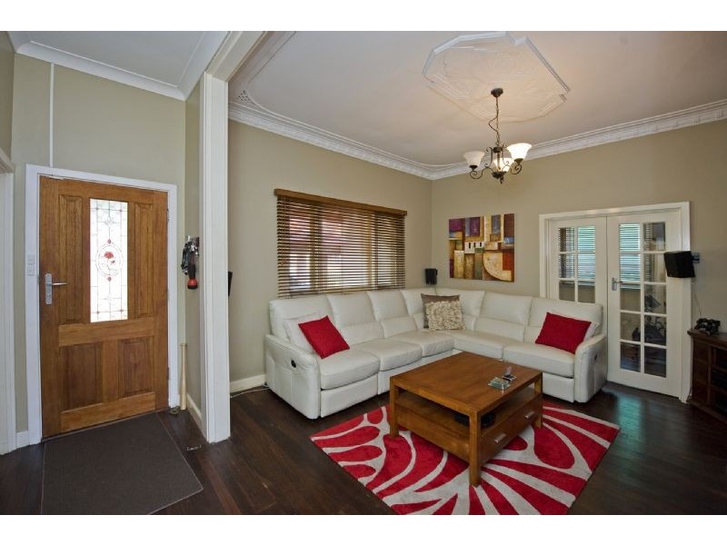 1/148 Raleigh Street, Carlisle WA 6101