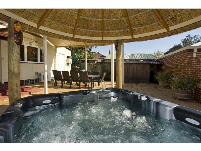 1/148 Raleigh Street, Carlisle WA 6101