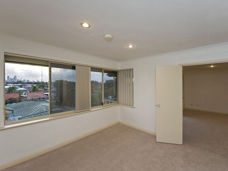 5B Hampton Street, Burswood WA 6100