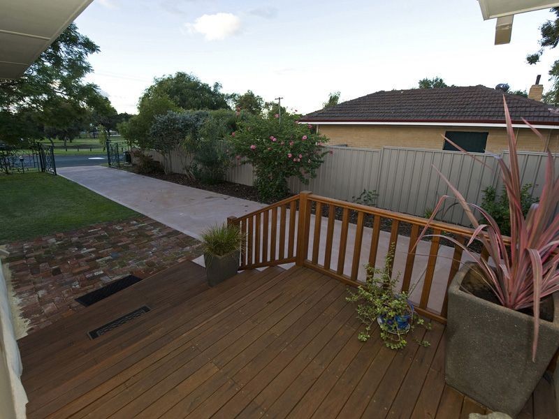 104 Boundary Road, St James WA 6102