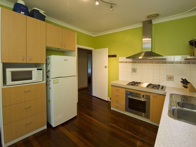 104 Boundary Road, St James WA 6102