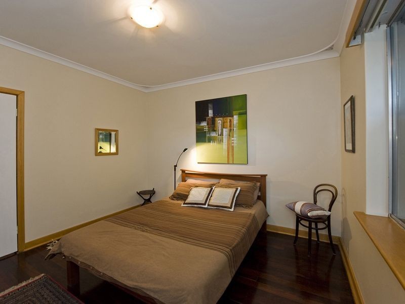 104 Boundary Road, St James WA 6102