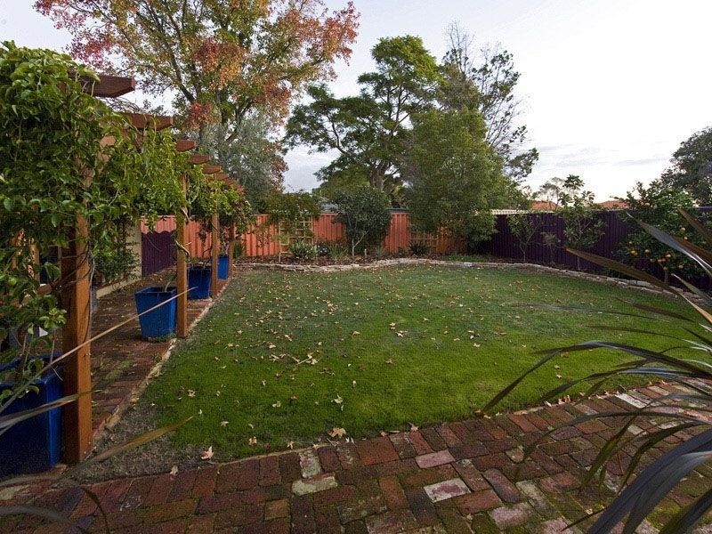 104 Boundary Road, St James WA 6102