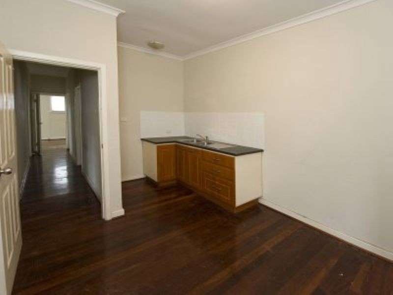 42A Saleham Street, Lathlain WA 6100