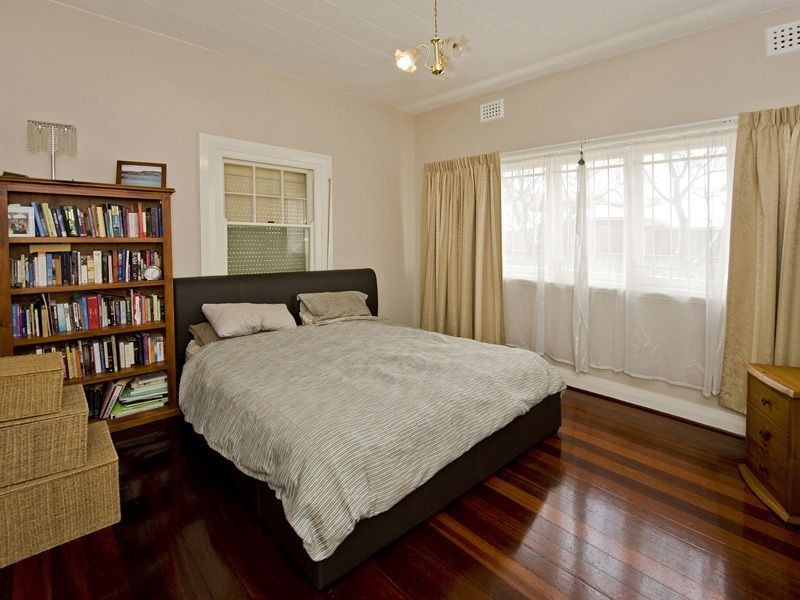 65 Temple Street, Victoria Park WA 6100