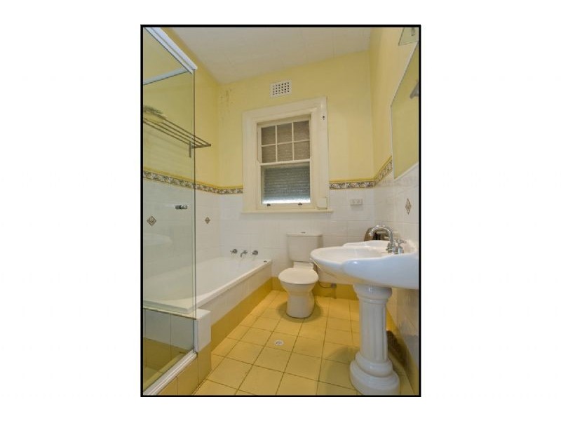 65 Temple Street, Victoria Park WA 6100