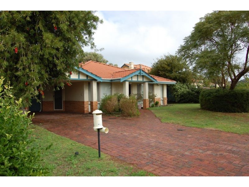 16 Warner Court, Manning WA 6152