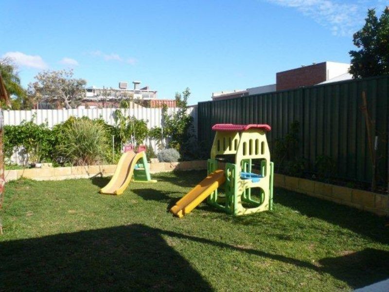 135B Lansdowne Road, Kensington WA 6151