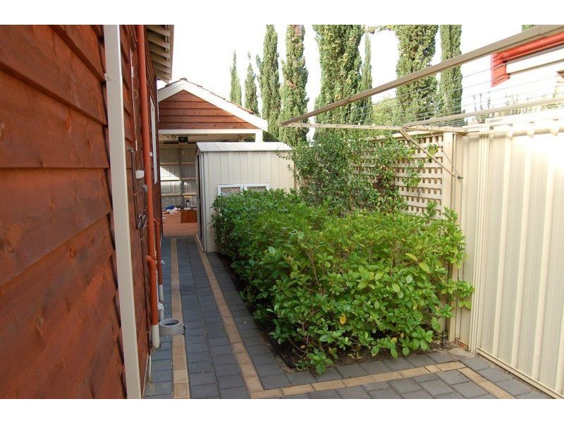 11 Quinn Avenue, Bentley WA 6102