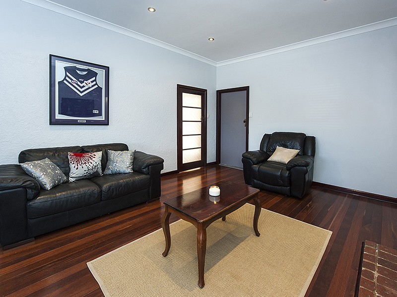 13 Beesley Street, East Victoria Park WA 6101