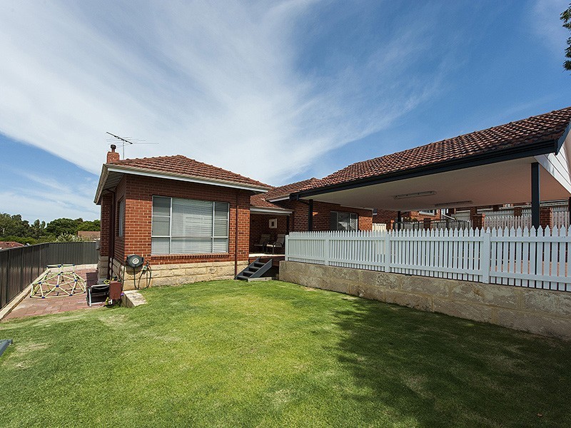 13 Beesley Street, East Victoria Park WA 6101