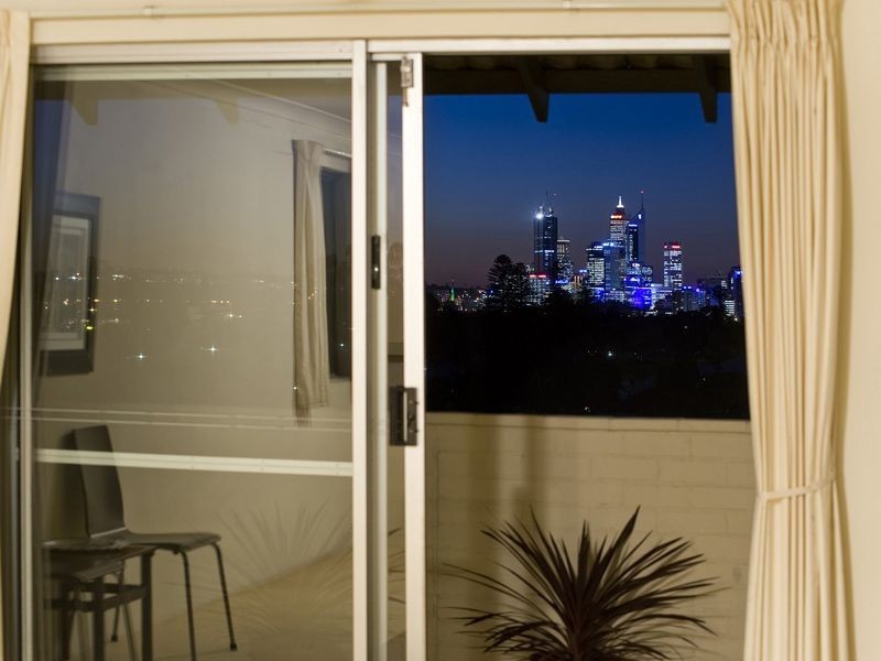 19/45 King George Street, Victoria Park WA 6100