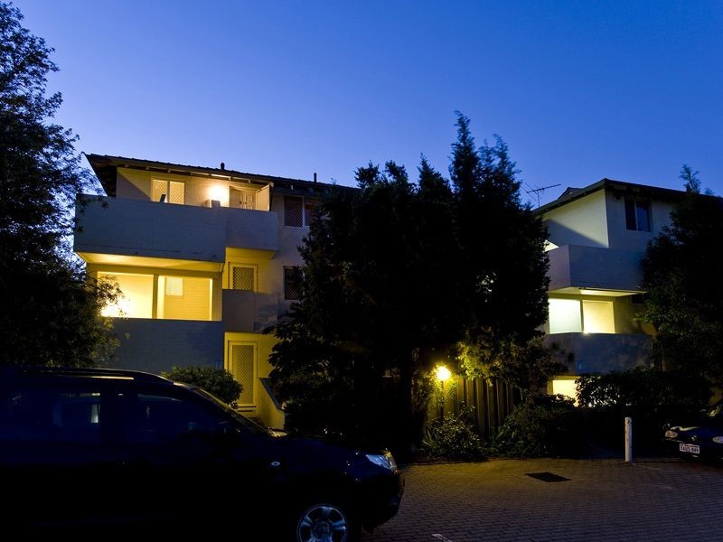 19/45 King George Street, Victoria Park WA 6100