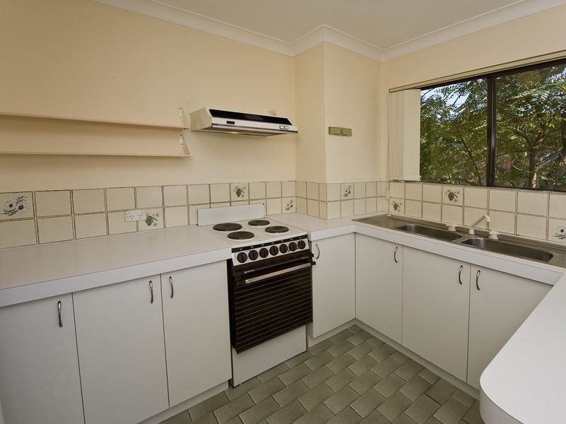 11/57 King George Street, Victoria Park WA 6100