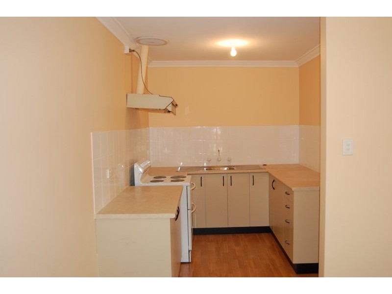 253A Welshpool Road, Queens Park WA 6107