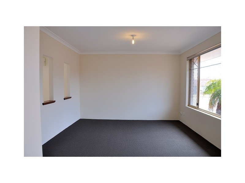 4/1 Chapman Road, St James WA 6102