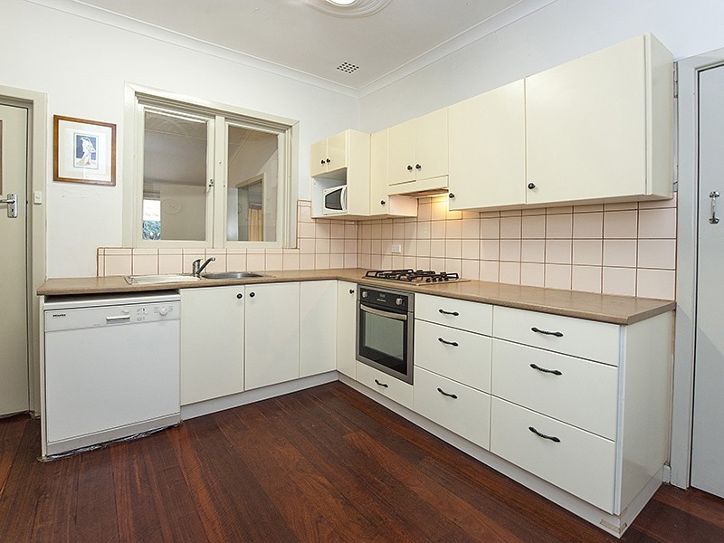 4 Washer Street, East Victoria Park WA 6101