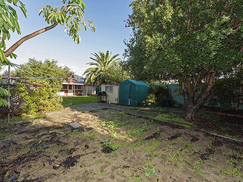 4 Washer Street, East Victoria Park WA 6101