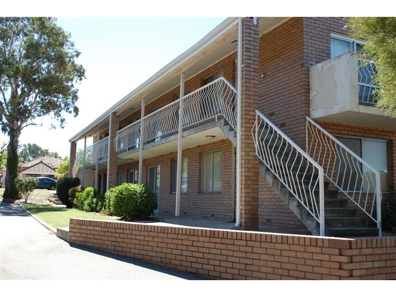 2/169 Hubert Street, East Victoria Park WA 6101