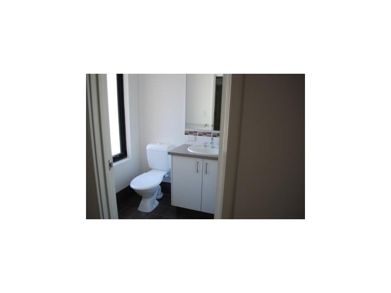 5B  Warwick Street, St James WA 6102