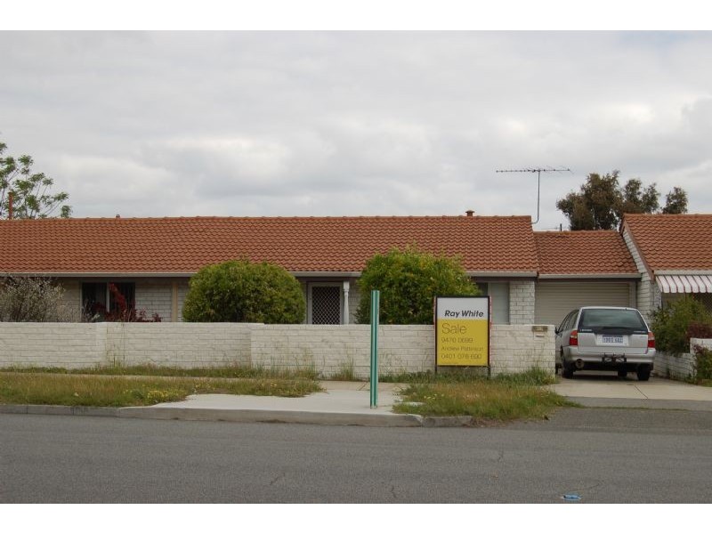 4/3 Thelma Street, Como WA 6152