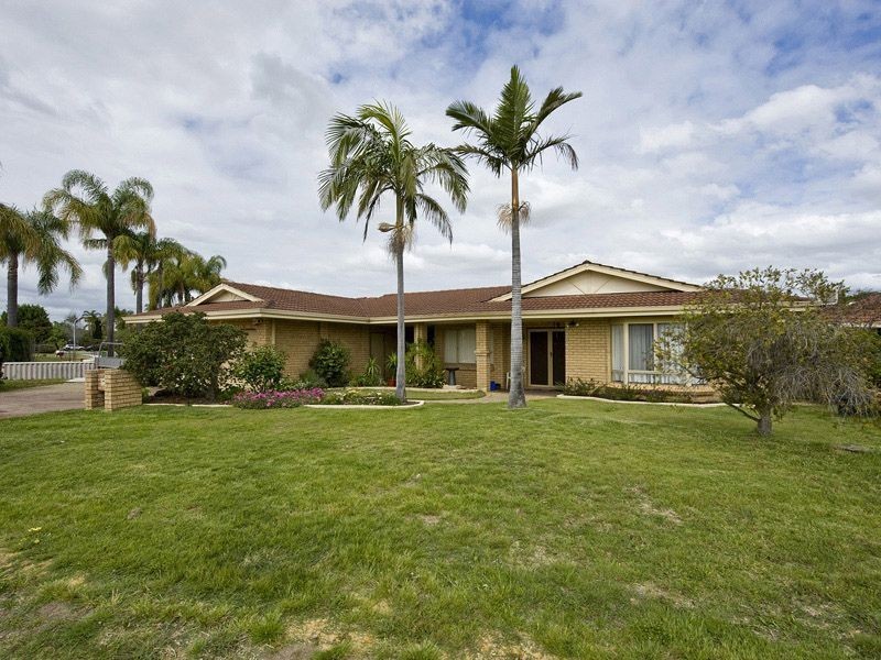 45 Carlow Circle, Waterford WA 6152