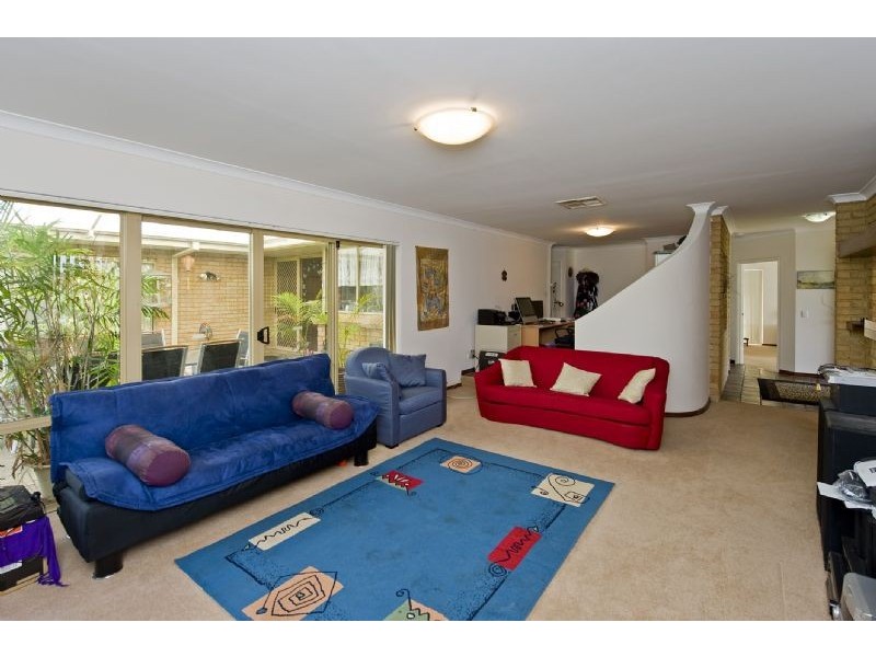 45 Carlow Circle, Waterford WA 6152