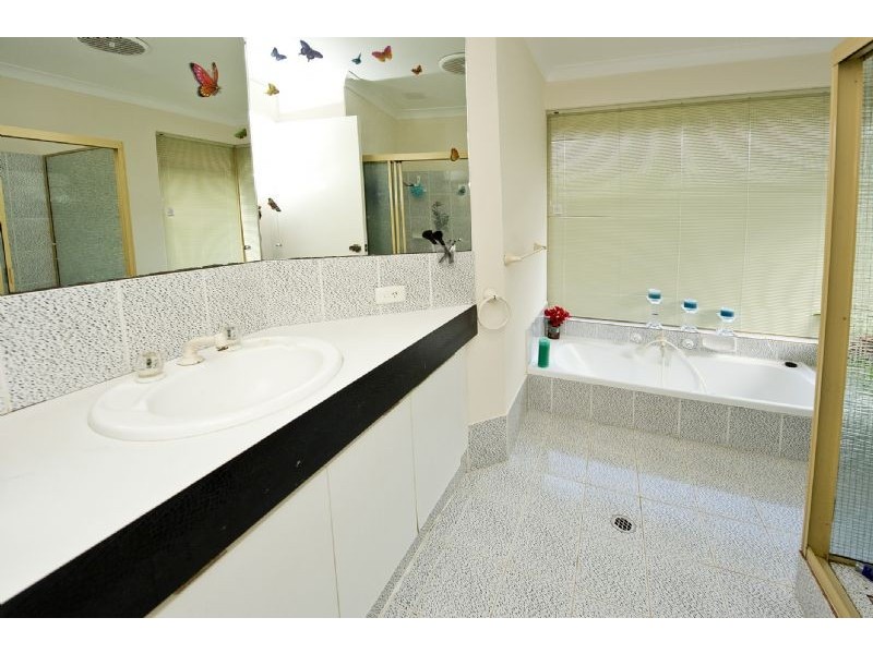 45 Carlow Circle, Waterford WA 6152