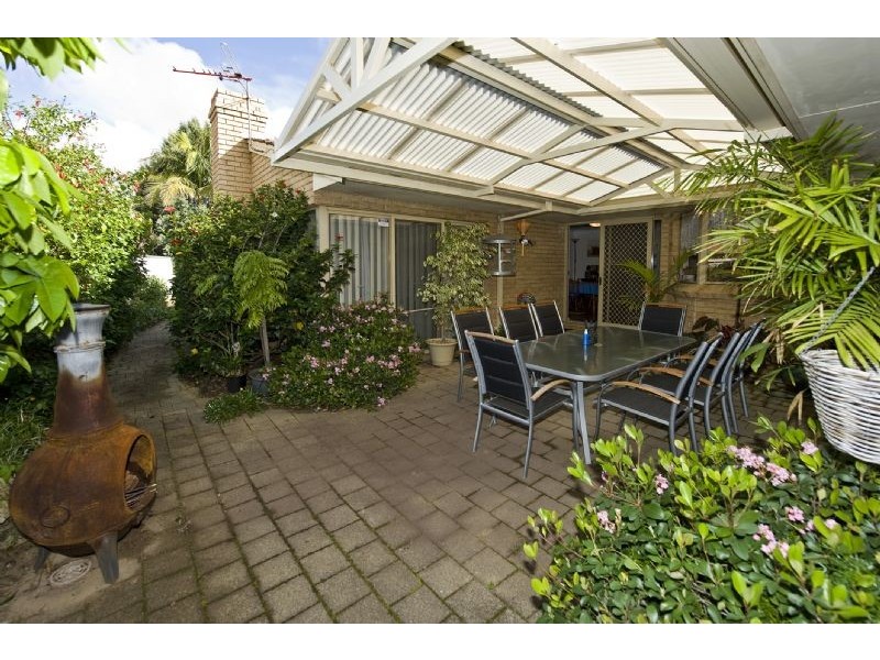 45 Carlow Circle, Waterford WA 6152