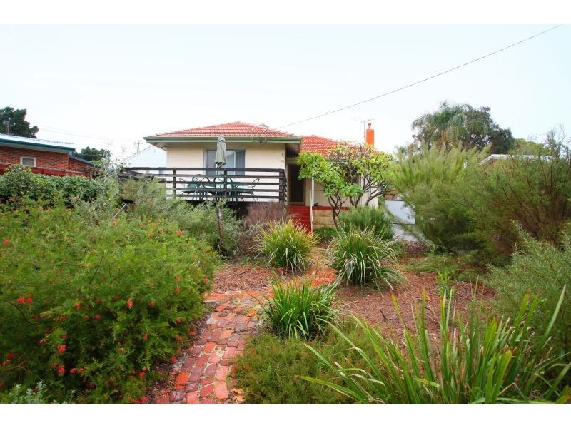 5 Pallitt Street, St James WA 6102